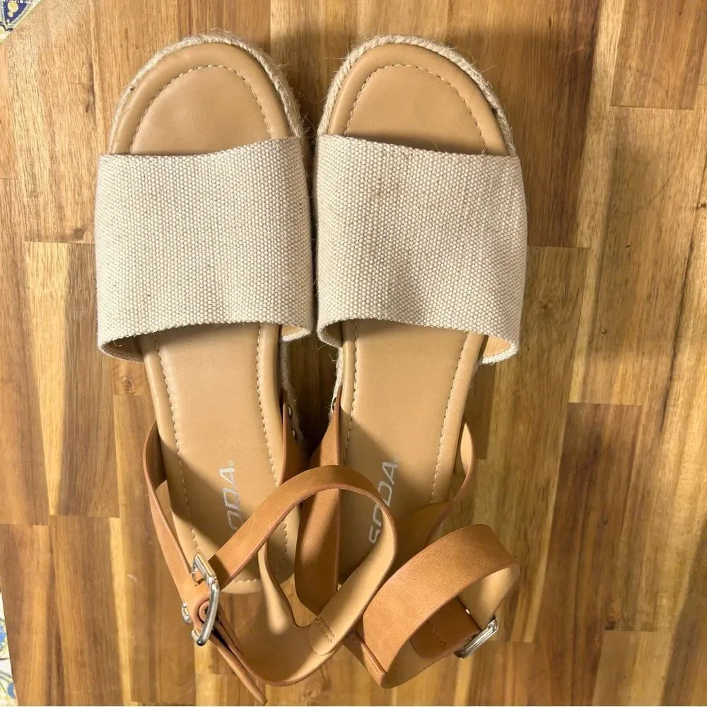 Women's Tan and Cream Espadrille Wedge Sandals Size 8